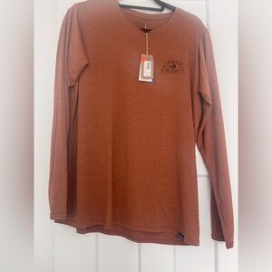 Patagonia Women's Long-Sleeved Capilene Cool Daily Graphic Shirt.